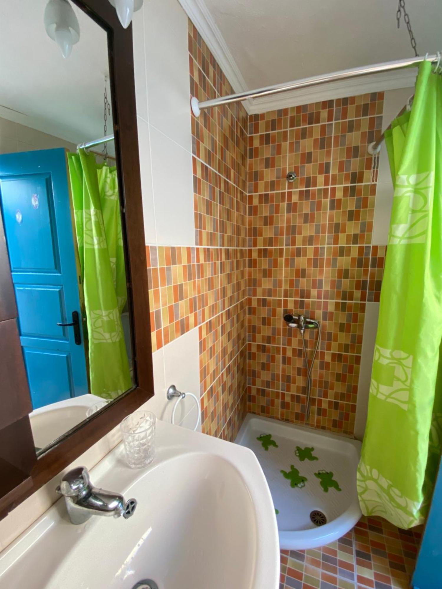 Kleopatra Sweet Home Sými Luaran gambar